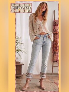 NWT Driftwood Anthro Colette Embroidered Cropped Straight Jeans 25 Light Wash